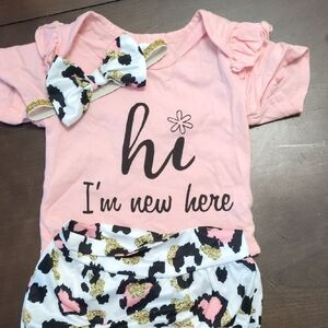 Pink Baby Outfit with Bow and Leopard Print